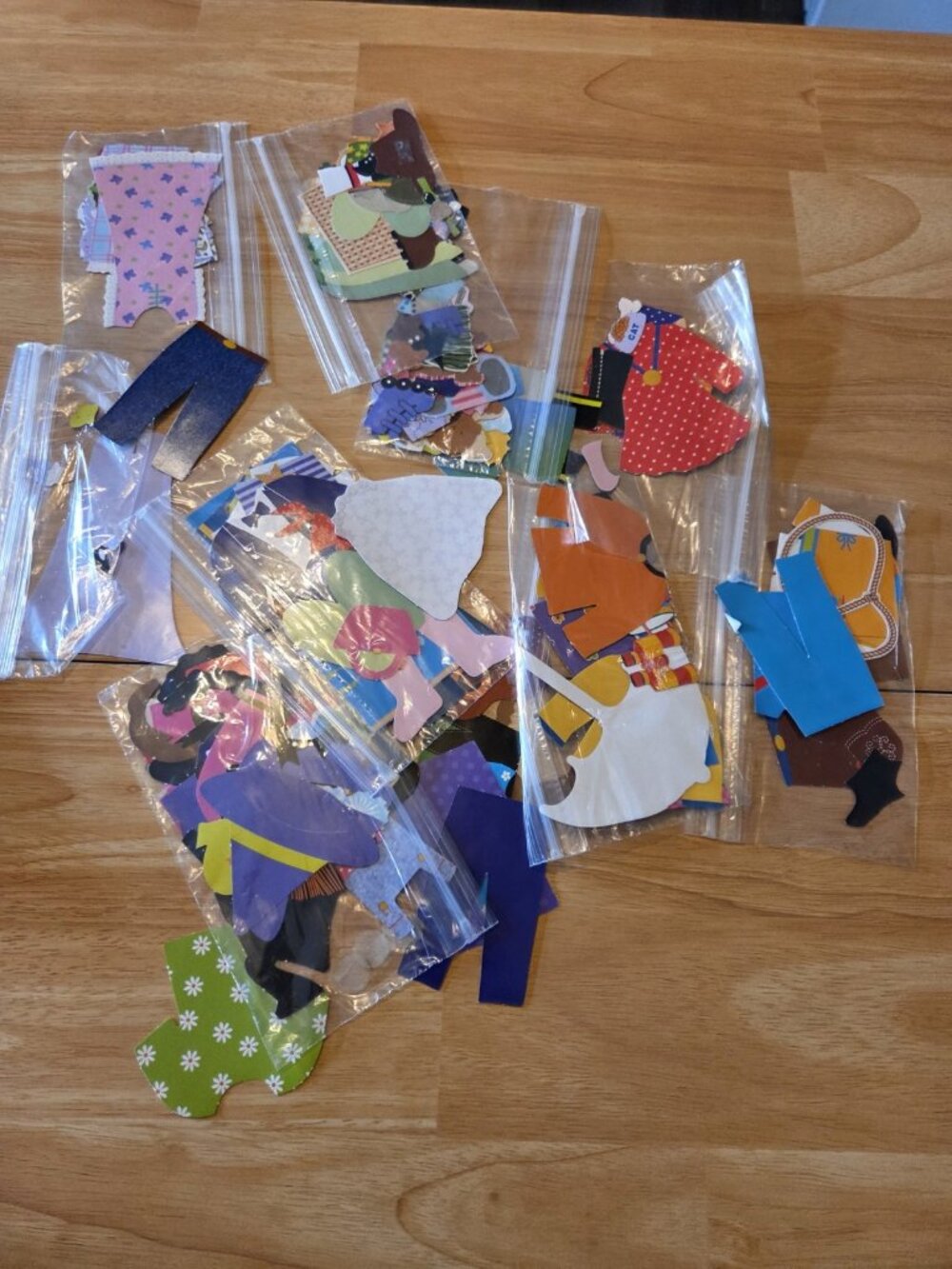 Lot Of Many Vintage No Tabs Paper Doll Clothes Good Condition Clothes Only
